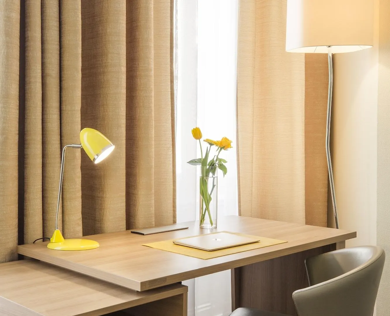 Hilight Suite Hotel