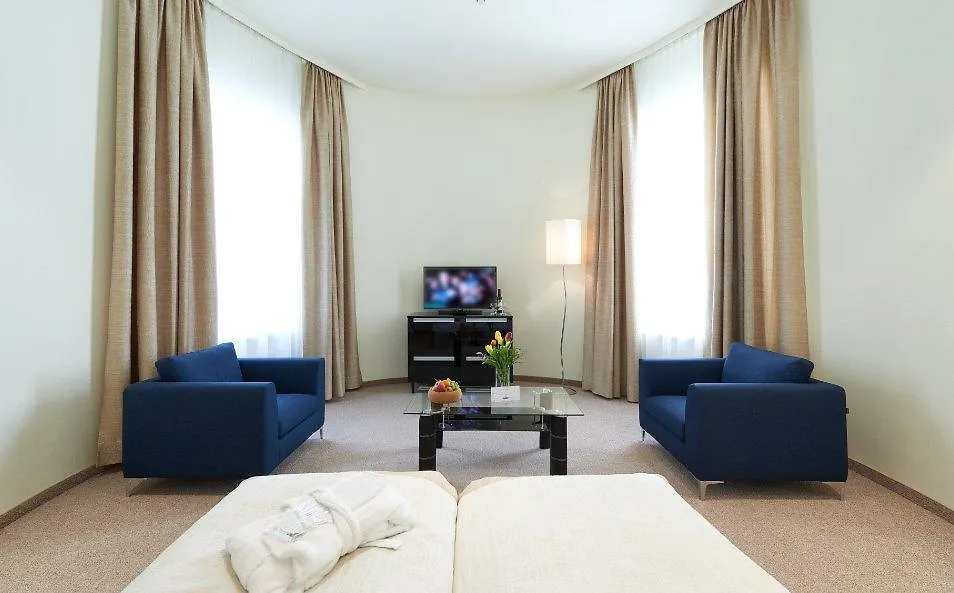 Hilight Suite Hotel